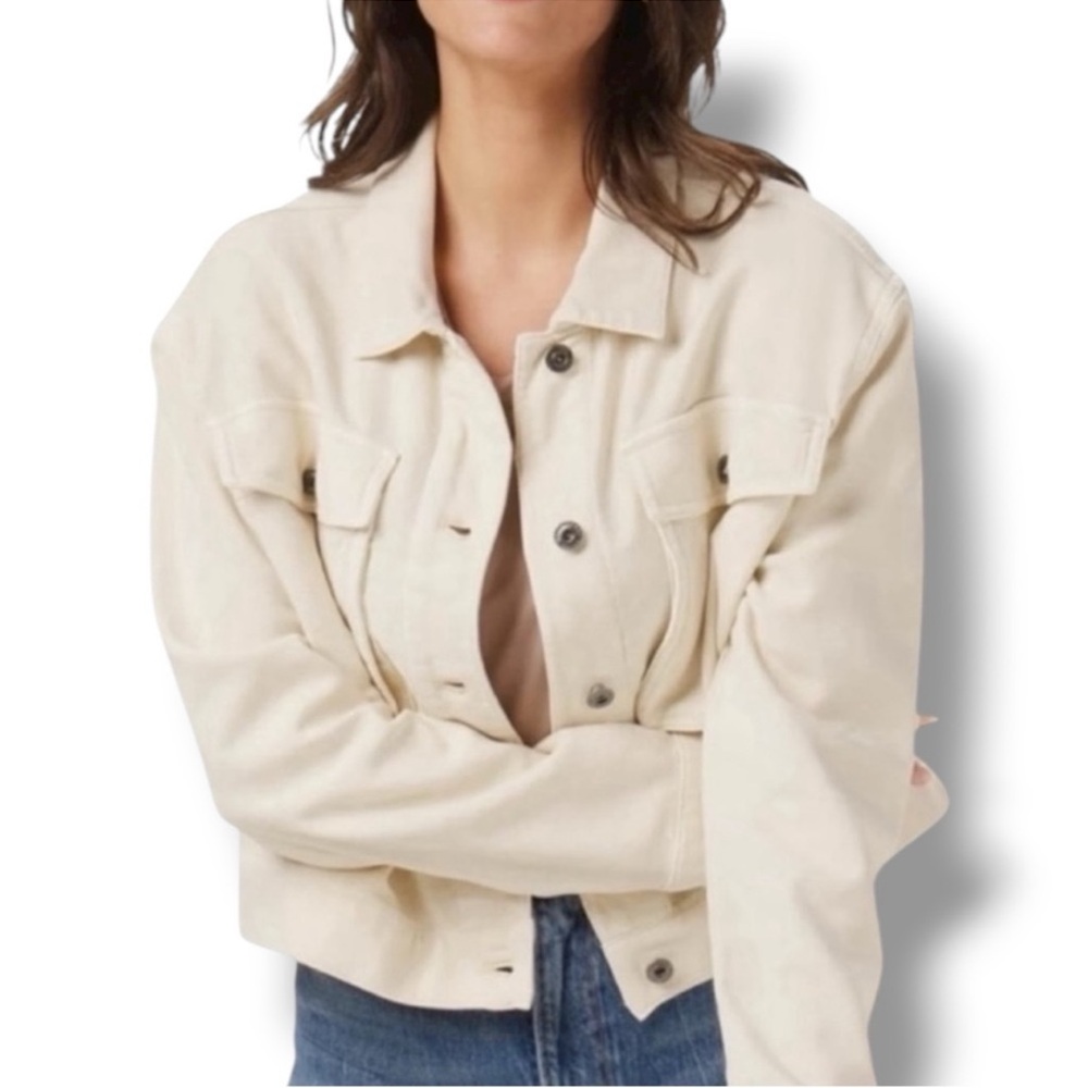 The Normal Brand Cream Utility Trucker Jacket Button Front Size L NWT